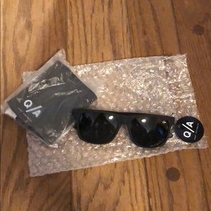 NWT Quay Australia Matte Black Sunglasses!